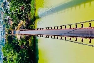 Kon Tum: Wycieczka po mieście i lokalnych smakach z odbiorem