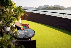 Lan Ha Bay: 2 Days 1 Night Luxury Cruise, Swimming, kayaking