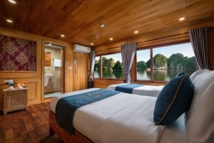 Lan Ha Bay boutique cruises with small group