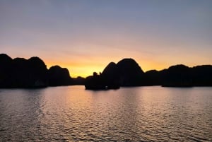 Lan Ha Bay boutique cruises with small group