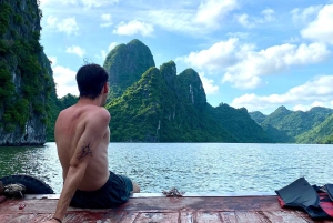 Lan Ha Bay: Bioluminescent Plankton Kayak Tour