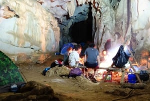 Lan Ha Bay: Cave Camping and Bioluminescent Plankton Tour