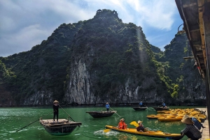 Crucero y kayak por la bahía de Lan Ha (grupo reducido garantizado).