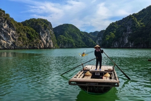 Crucero y kayak por la bahía de Lan Ha (grupo reducido garantizado).