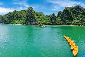 Crucero y kayak por la bahía de Lan Ha (grupo reducido garantizado).