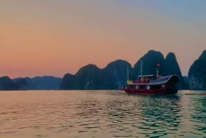 Lan Ha-bukten: Dagstur med båt og lunsj