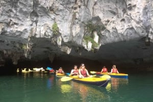 Crucero de lujo con balcón en la bahía de Lan Ha: bici, kayak, comidas