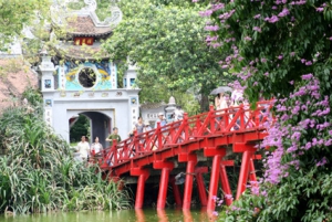Hanoi: Full-Day City Tour and Water Puppet Show