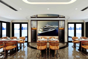 Leona 5 stars cruise explores Ha Long Bay extremely safely