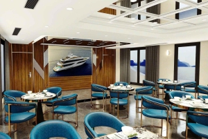 Leona 5 stars cruise explores Ha Long Bay extremely safely