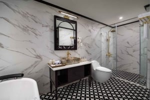 豪華2日間5つ星クルーズ：バルコニー＆バスタブキャビン、カヤック