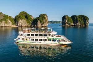Visite d'une jounée en bateau de luxe dans la baie de Lan Ha au départ de Hanoi
