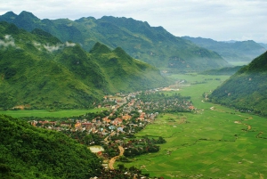 Mai Chau Valley Dagsutflykt Avresa från Hanoi