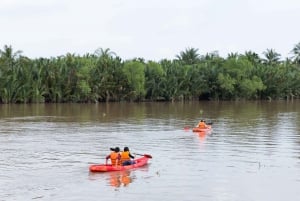 Mekong Delta Premier Tour with Coconut Village & Kayaking