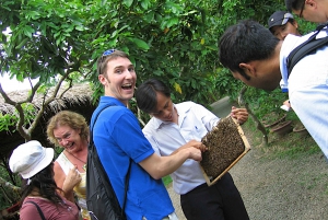 From Ho Chi Minh City: Mekong Delta & Vinh Trang Pagoda Tour