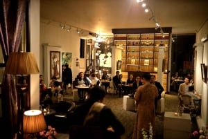 ミモザギャラリー入場チケット（ドリンク＆ペストリー付き）をご利用ください