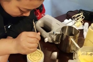 Hanói por la mañana: desayuno tradicional y café con huevo