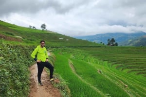 Mu Cang Chai: Full-Day Trek with Lunch and Batik Workshop
