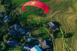 Aventura de parapente em Mu Cang Chai - Voa sobre um local panorâmico