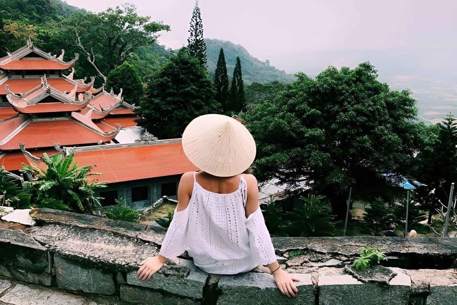 Mui Ne: Nui Neui: Paras päivä Ta Cu vuoristoköysiradalle ja makaavalle Buddhalle.