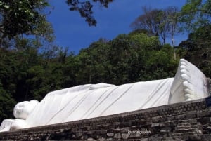Mui Ne: Nui Neui: Paras päivä Ta Cu vuoristoköysiradalle ja makaavalle Buddhalle.