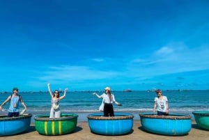 Mui Ne Tour privado en jeep por las dunas de arena con autocaravana ATV