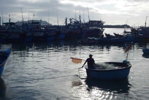 Mui Ne: Sand Dunes Tour On A Private Jeep Including ATV Ride