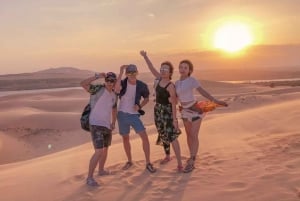 Von Ham Tien/Mui Ne: Sonnenaufgang oder Sonnenuntergang Sanddünen Jeep Tour