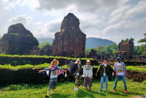 My Son Sanctuary: Deluxe Tour and River Boat Trip with Local