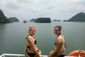 Cat Ba eiland: Cruise van een hele dag naar Lan Ha Bay en Ha Long Bay