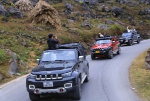 Nowy nowoczesny Jeep - Pętla Ha Giang 3 dni - Pokój prywatny