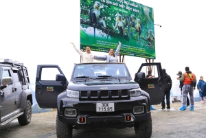 Nowy nowoczesny Jeep - Pętla Ha Giang 3 dni - Pokój prywatny