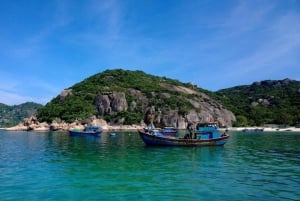 ゴック・ヴン～アラカルト・ハロン 3日間2泊の至福の旅