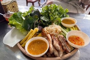 Nha Trang: visita la città in scooter e gusta un pranzo locale