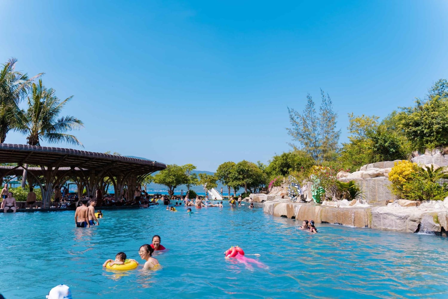 Нячанг: Deluxe Ocean Snorkeling Tour с барбекю и грязевой ванной