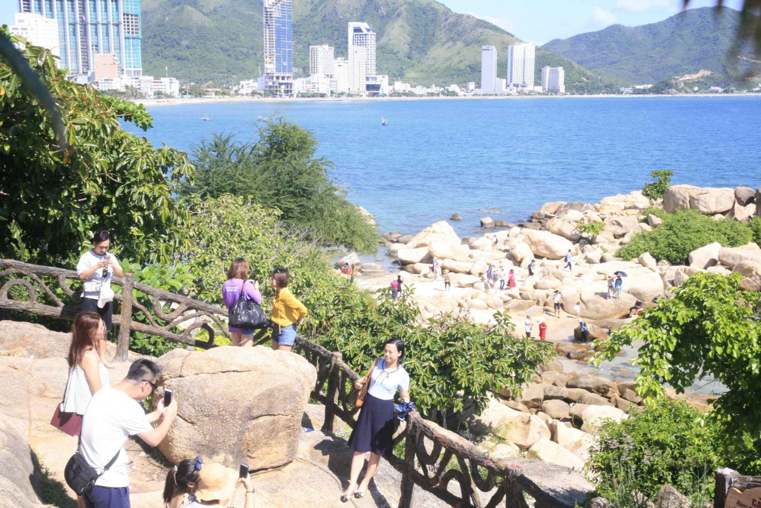 Nha Trang: Half-Day Private City Tour with Hotel Transfers