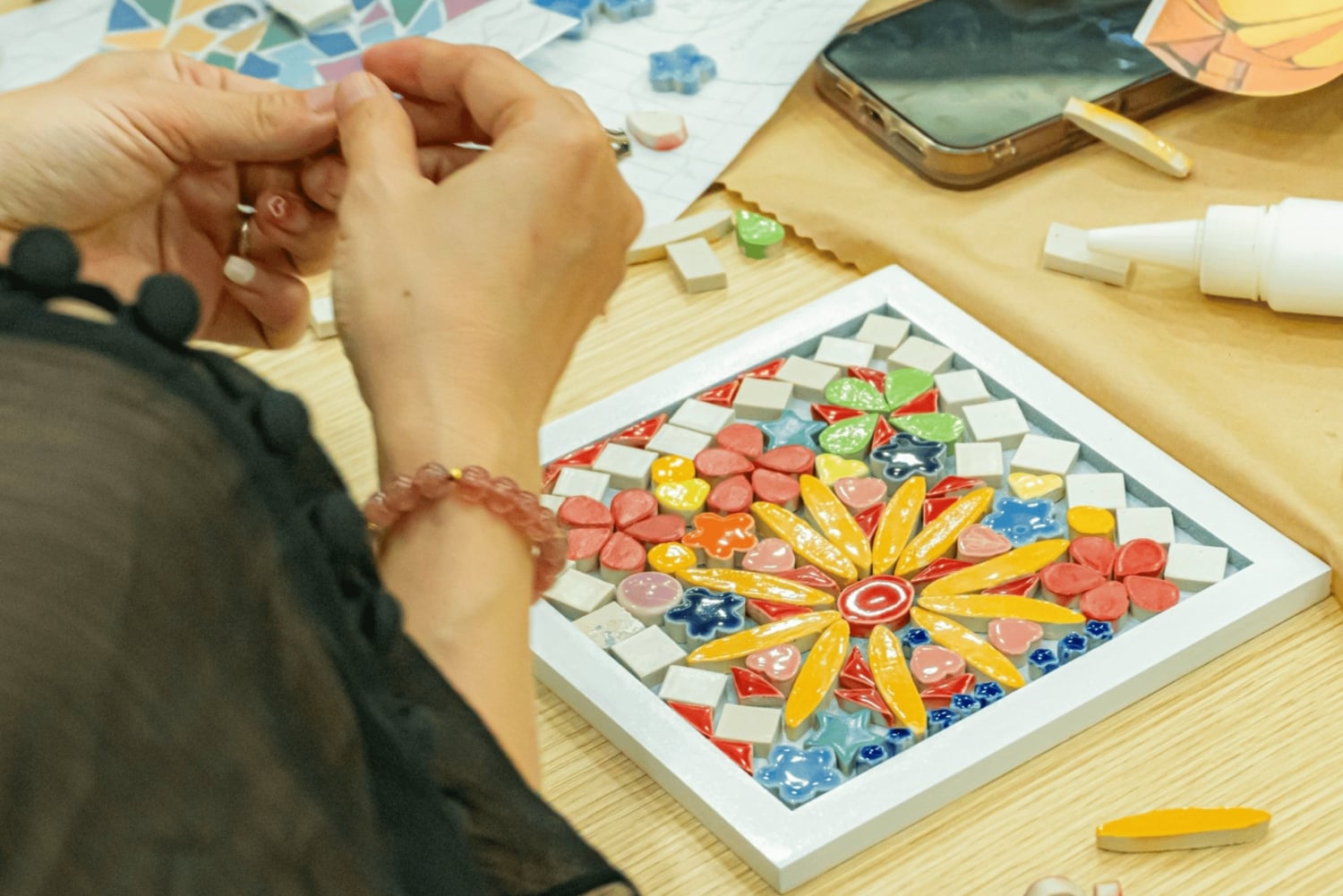 Nha Trang : Atelier d'art mosaïque avec un artiste local