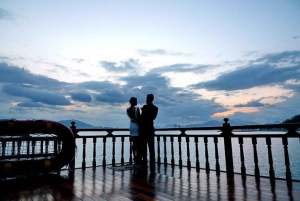 Nha Trang: Romantic Sunset Cocktails and Dinner Cruise