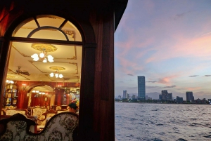 Nha Trang : Cocktails romantiques au coucher du soleil et dîner-croisière