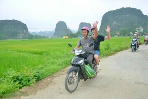 Full-Day Ninh Binh Tour: Hoa Lu, Trang An, Mua & Bich Dong