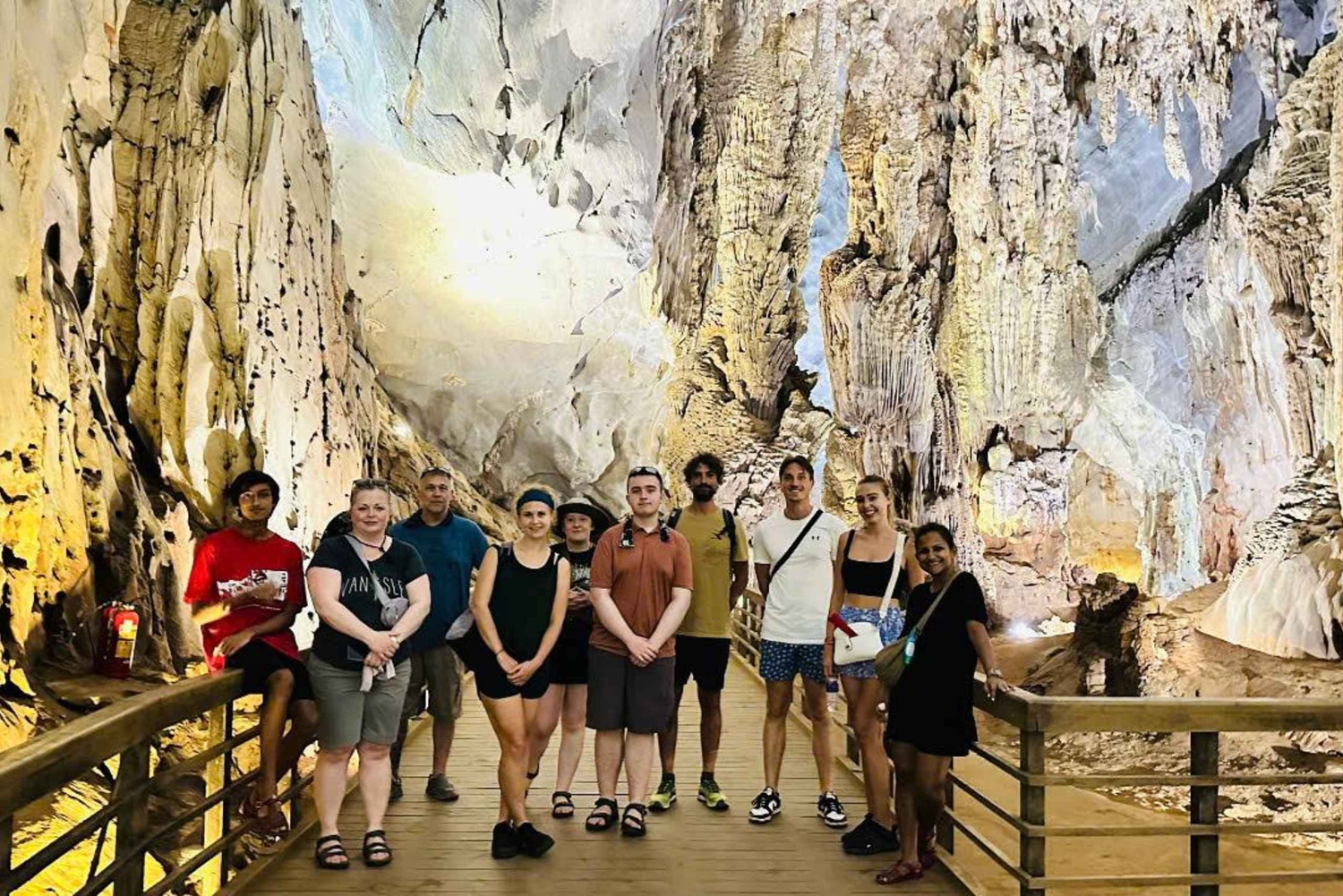 Ninh Binh: 2-Day Phong Nha Caves Tour with Homestay