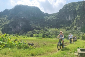 Ninh Binh 2 dager og 1 natt, liten gruppe på 9 personer, tur fra Hanoi