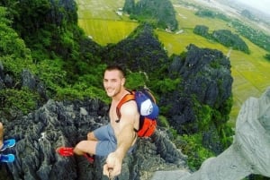 Ninh Binh: Mua-luola: Bai Dinh, Trang An ja Mua-luola Pienryhmäretki