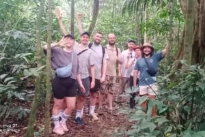 ニンビン：クックフォン国立公園日帰りグループツアー