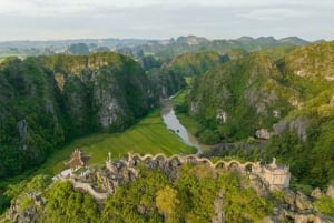 Halvdags guidet tur i Ninh Binh: Båttur i Trang An, Mua-hulen