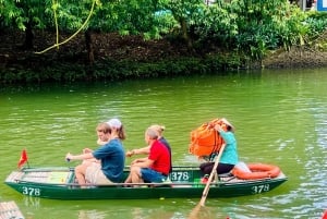 Ninh Binh: Galaxy Cave, Hoa Lu, Mua Cave & Bich Dong Tour