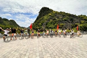 Ninh Binh Day trip, limousine bus, buffet lunch - best price