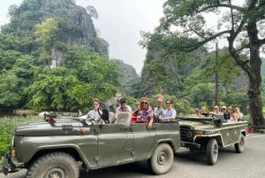 Ninh Binh Jeep Tour: Trang An Boat Ride, Bich Dong, Mua Cave