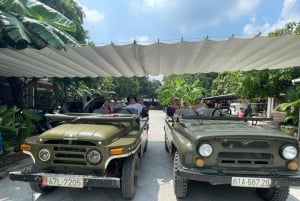 Ninh Binh Jeep Tour: Trang An Boat Ride, Bich Dong, Mua Cave