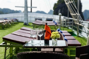 Ninh Binh: Luksusowe rejsy z balkonem po zatoce Lan Ha i Halong